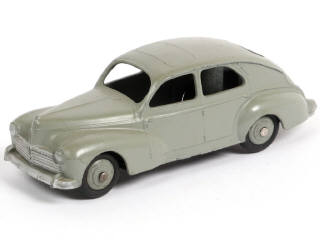 Lot 300 - DINKY TOYS (FRANCE) (1)