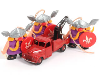 Lot 349 - DINKY TOYS (FRANCE) (4)