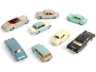 Lot 294 - DINKY TOYS (GB) (8)