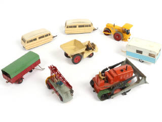 Lot 360 - DINKY TOYS (FRANCE) (8)