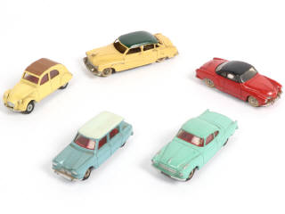 Lot 350 - DINKY TOYS (FRANCE) (5)