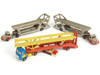 Lot 337 - DINKY TOYS (FRANCE) (3)