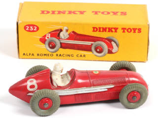Lot 262 - DINKY TOYS (GB) (1)