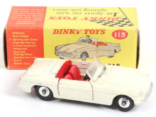 Lot 282 - DINKY TOYS (GB) (1)