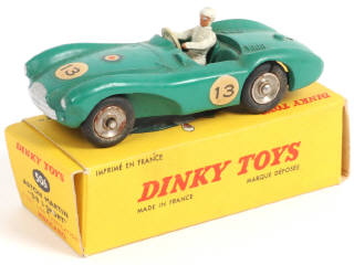 Lot 330 - DINKY TOYS (FRANCE) (1)