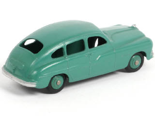 Lot 309 - DINKY TOYS (FRANCE) (1)