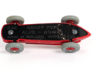 Lot 242 - DINKY TOYS (GB) (1)