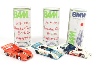 Lot 234 - DIVERS (1)