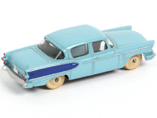 Lot 253 - DINKY TOYS (GB) (1)