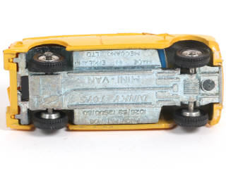 Lot 256 - DINKY TOYS (GB) (1)