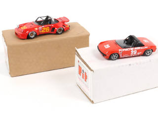 Lot 87 - PIT MODEL (JAPON) (2)