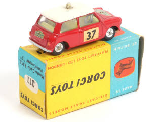 Lot 139 - CORGI TOYS (GB) (1)