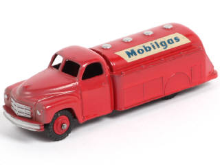Lot 284 - DINKY TOYS (GB) (1)