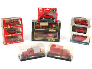 Lot 99 - DIVERS (11)