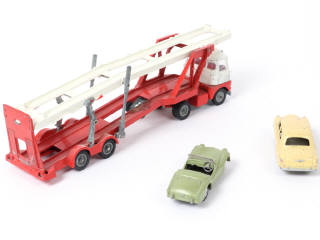 Lot 173 - CORGI TOYS (GB) (3)