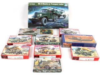 Lot 47 - DIVERS (11)