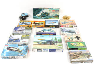 Lot 56 - DIVERS (18)