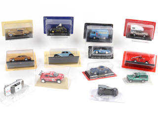 Lot 164 - DIVERS (13)