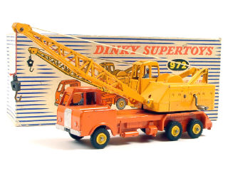 Lot 68 - DINKY TOYS FRANCE (1)