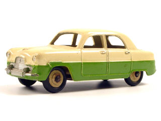 Lot 127 - DINKY TOYS (GB) (1)