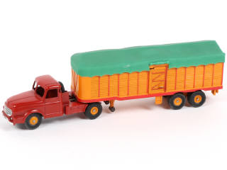 Lot 385 - DINKY TOYS (FRANCE) (1)