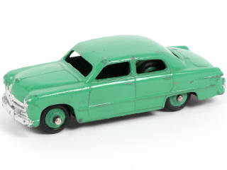 Lot 324 - DINKY TOYS (GB) (1)