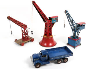 Lot 52 - DIVERS (4)