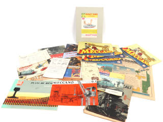 Lot 15 - DIVERS (15)