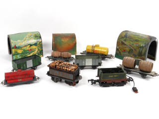 Lot 98 - DIVERS (11)