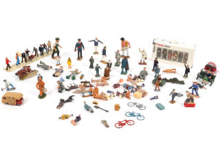 Lot 24 - DIVERS (30)