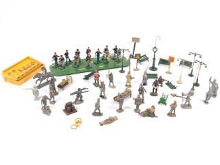 Lot 25 - DIVERS (30)