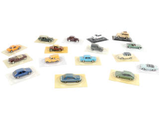 Lot 194 - DIVERS (16)