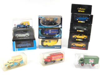 Lot 176 - DIVERS (13)