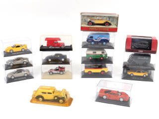 Lot 185 - DIVERS (15)