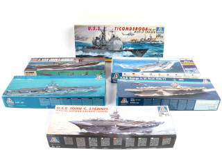 Lot 40 - DIVERS (6)
