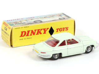 Lot 358 - DINKY TOYS (FRANCE) (1)