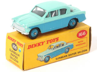 Lot 424 - DINKY TOYS (GB) (1)