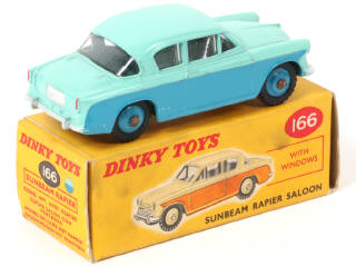 Lot 424 - DINKY TOYS (GB) (1)