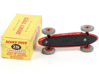 Lot 419 - DINKY TOYS (GB) (1)