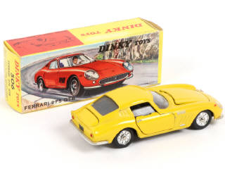 Lot 354 - DINKY TOYS (FRANCE) (1)
