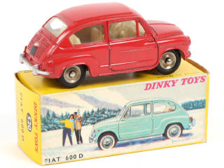Lot 346 - DINKY TOYS (FRANCE) (1)