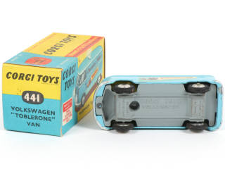 Lot 219 - CORGI TOYS (GB) (1)