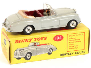 Lot 440 - DINKY TOYS (GB) (1)
