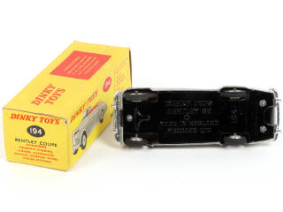 Lot 440 - DINKY TOYS (GB) (1)