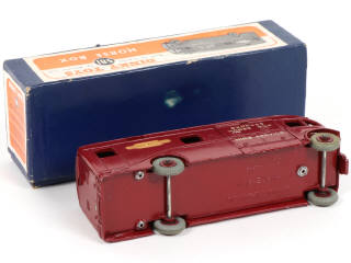 Lot 447 - DINKY TOYS (GB) (1)