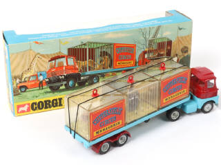 Lot 224 - CORGI TOYS (GB) (1)