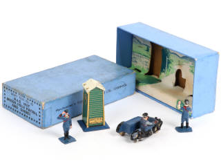 Lot 390 - DINKY TOYS (GB) (1)