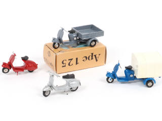 Lot 204 - SCOTTOY (ITALIE) (4)