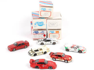 Lot 99 - DIVERS (6)