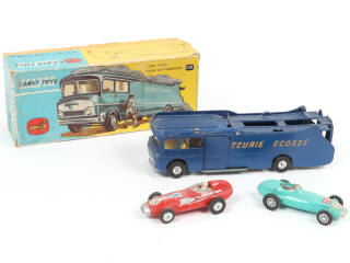 Lot 225 - CORGI TOYS (GB) (3)